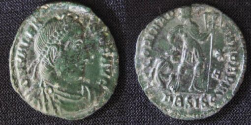 Valens Follis